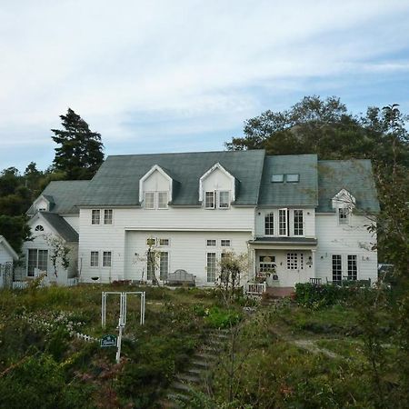 Avonlea Hotel Ito  Exterior photo